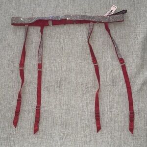 Victoria's Secret Very Sexy Shine Rhinestone Strap Garter Belt‎ Lipstick M/L